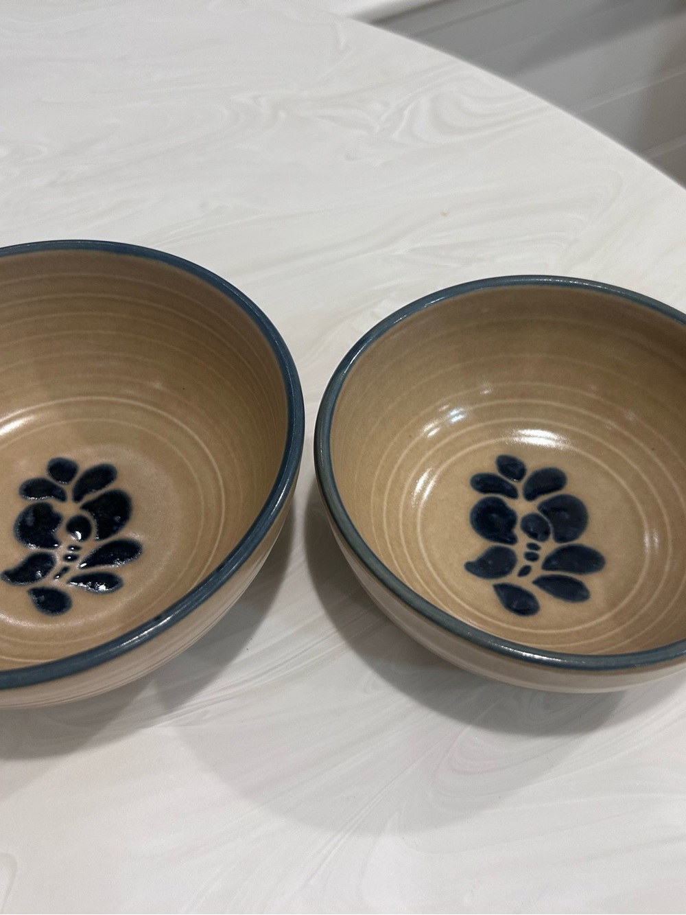 Pfaltzgraff stoneware Folk Art soup cereal bowl and & 008 sugar bowl.